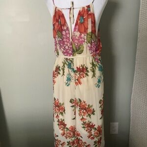 Soieblu maxi, high cut shoulders, classy yet fun, large